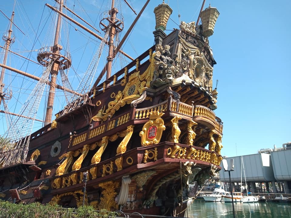 galeone dei pirati a Genova min